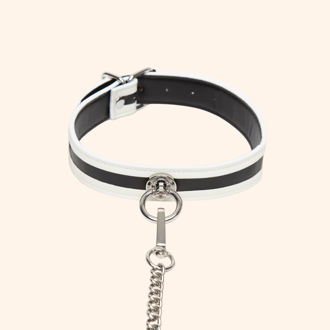 Fifty Shades of Grey Leather Bondage Collar with Chain