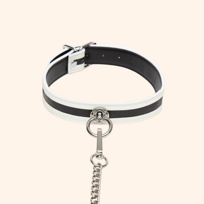 Fifty Shades of Grey Leather Bondage Collar with Chain