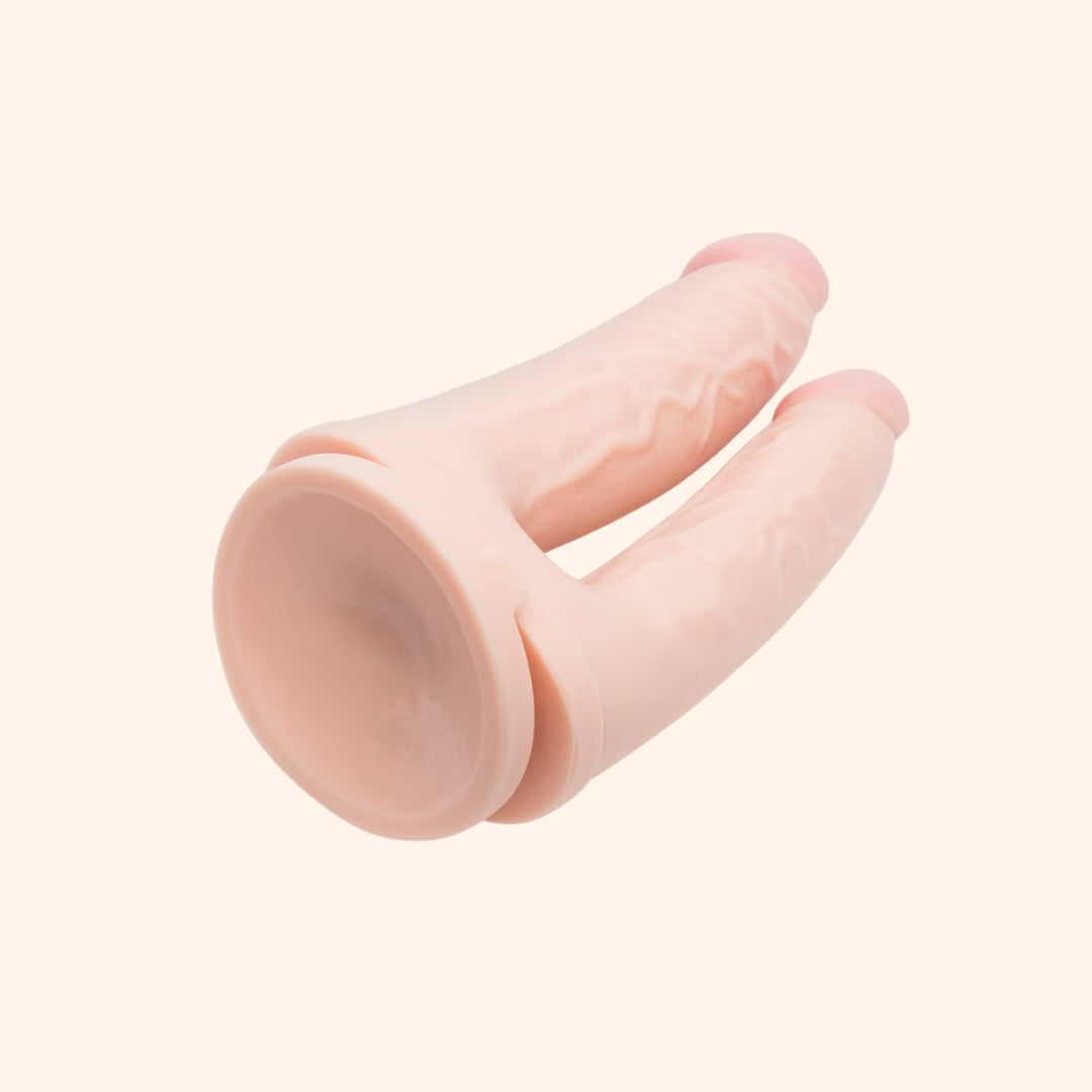 Dual-Penetration Realistic Dildo with Suction