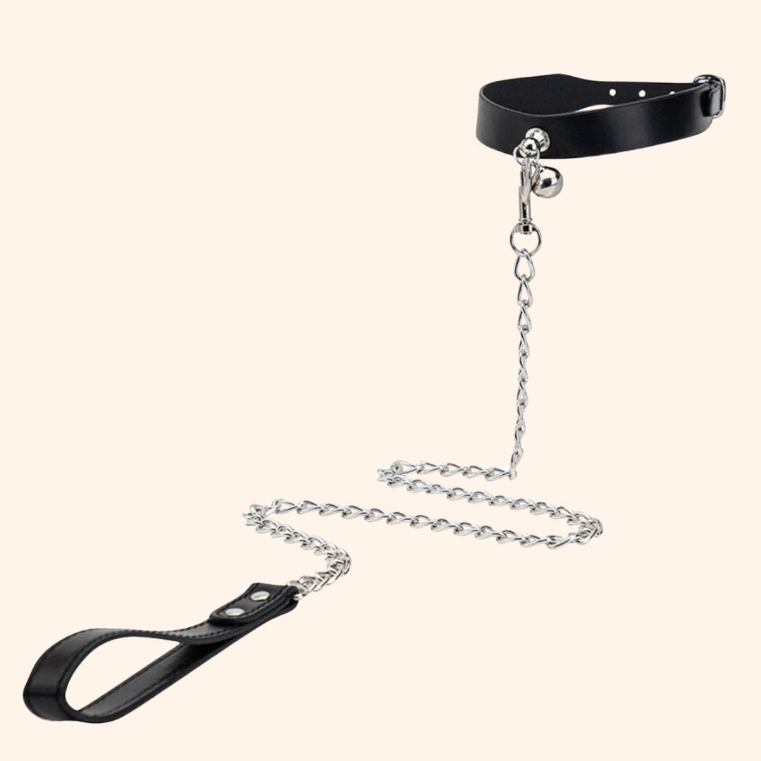 Adjustable BDSM Collar with Leash